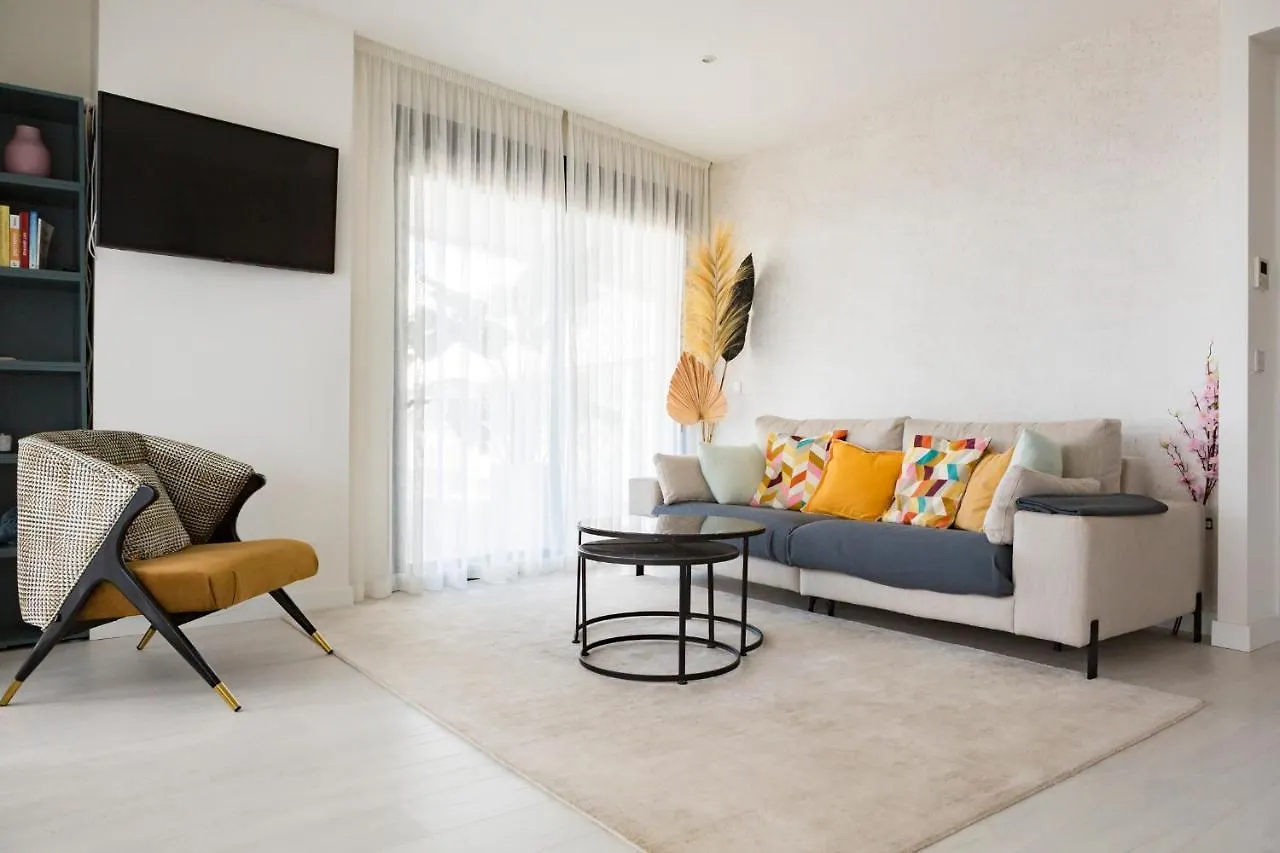 Apartamento Malaga Halia contacts